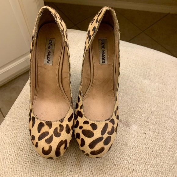 Cheetah print wedges - Picture 2 of 3